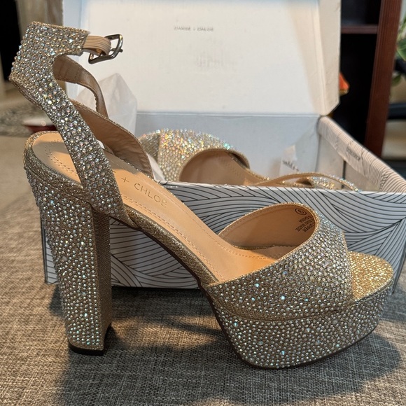 Rhinestones Embellished Platform Dress Sandals Chase + Chloe Glittering Gold - Picture 3 of 6